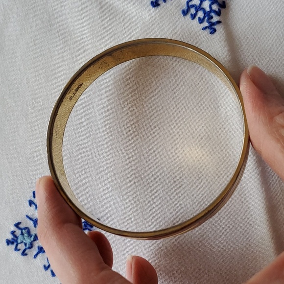 Vintage Monet Sarah Cov D'Orlan gold tone bracelets - Picture 3 of 14